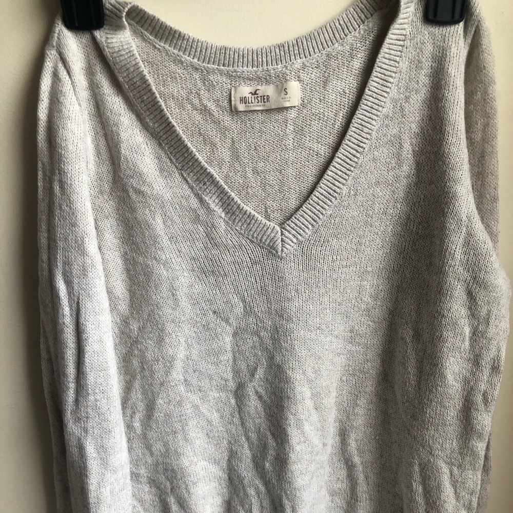 Hollister knit sweater